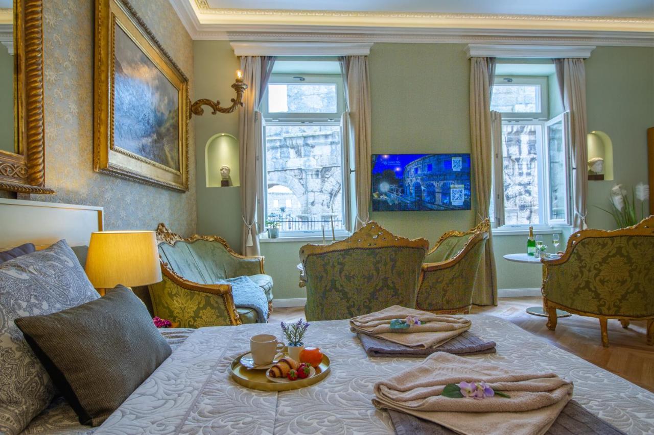 Superb Arena View Apartment Пула Екстериор снимка