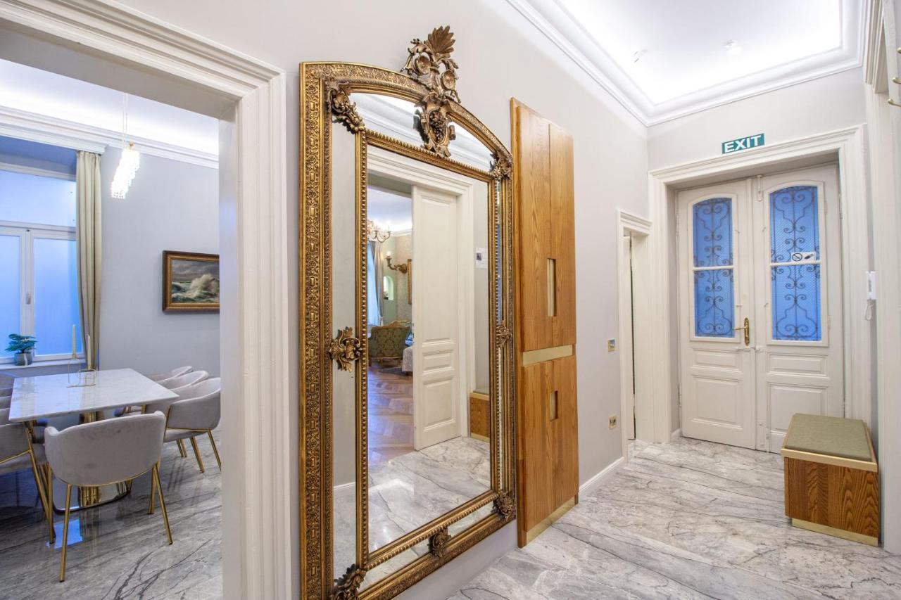 Superb Arena View Apartment Пула Екстериор снимка