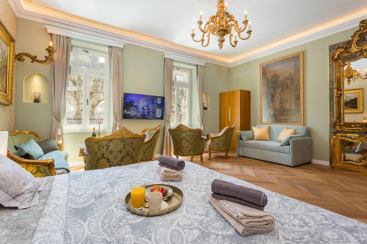 Superb Arena View Apartment Пула Екстериор снимка