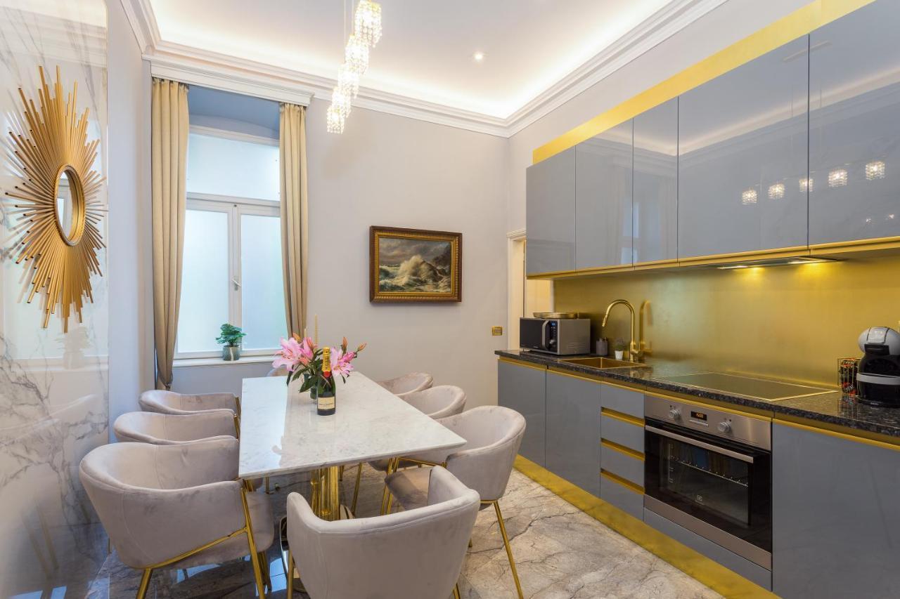 Superb Arena View Apartment Пула Екстериор снимка